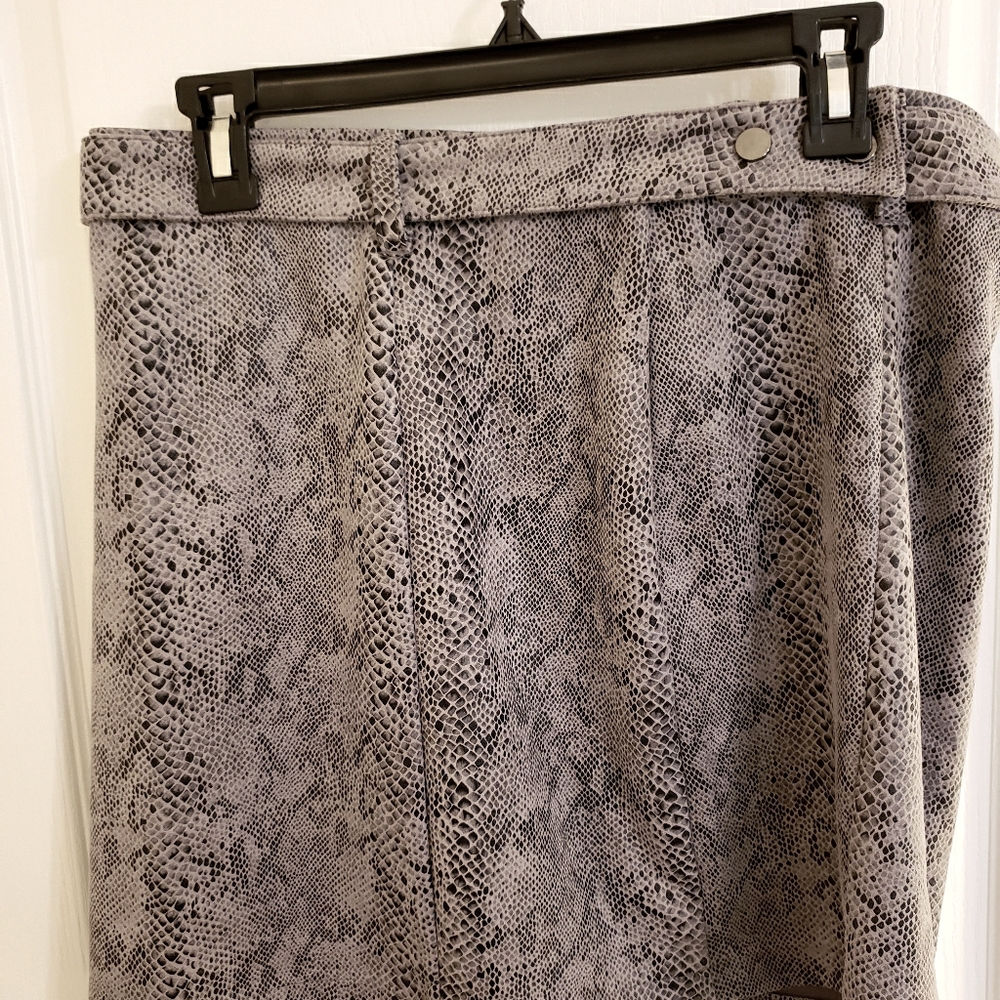 rattlesnake mini skirt